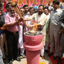 Today formally inaugurated Hunar Haat 2018 , being organised at North Central Zone Cultural Centre, Near Circuit House in Allahabad, by Ministry of Minority Affairs from 08th to 16th September 2018.